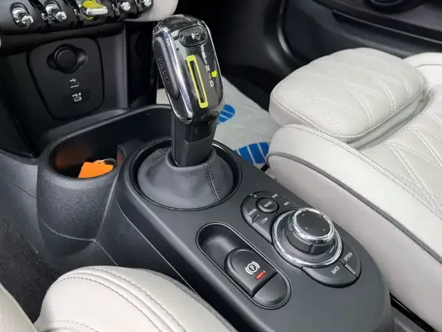MINI Cooper SE