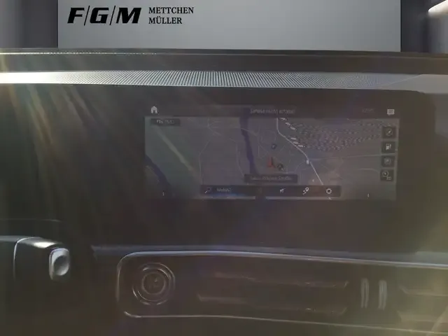 Mercedes-Benz EQC 400