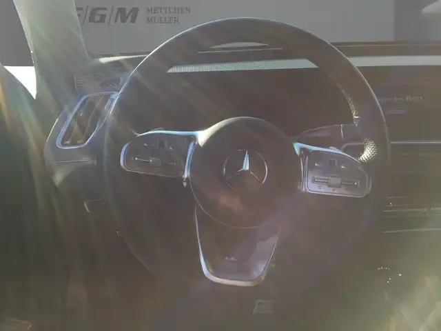 Mercedes-Benz EQC 400