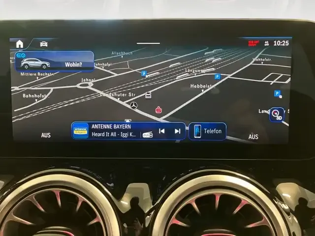 Mercedes-Benz EQA 300