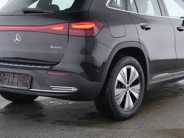 Mercedes-Benz EQA 300