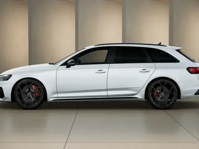 Audi RS4