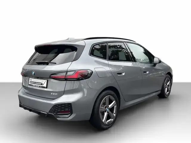 BMW 223
