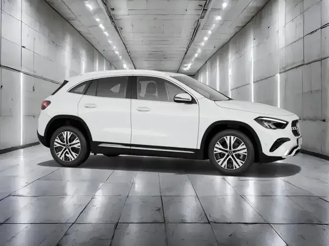 Mercedes-Benz GLA 220