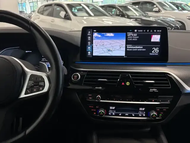 BMW 530