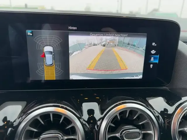 Mercedes-Benz EQA 250