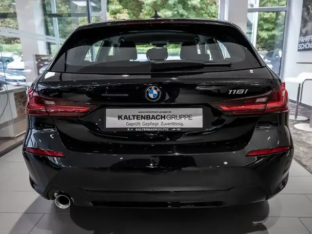 BMW 118