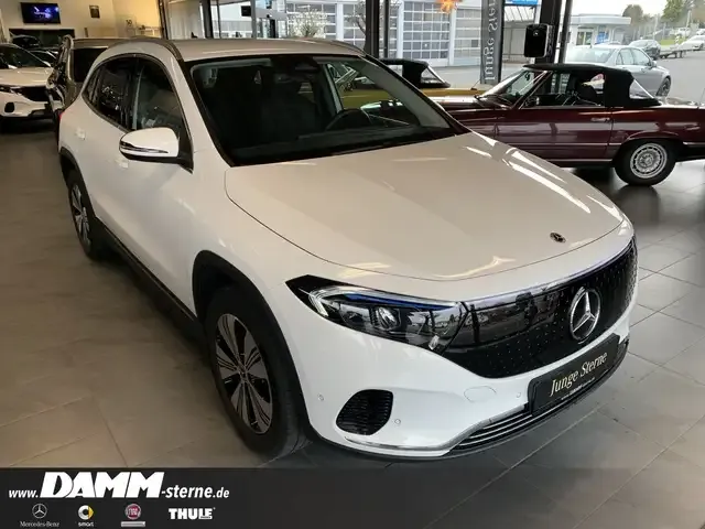 Mercedes-Benz EQA 300