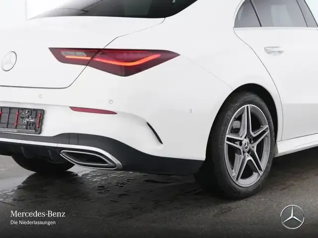 Mercedes-Benz CLA 200