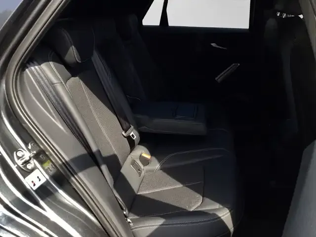 Audi SQ2