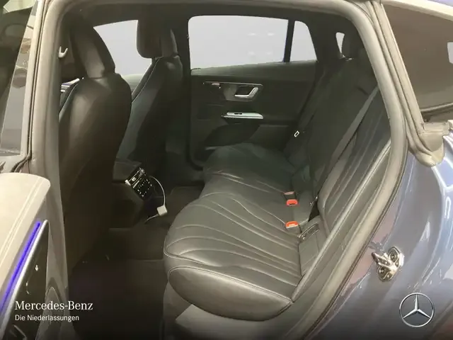 Mercedes-Benz EQE 300