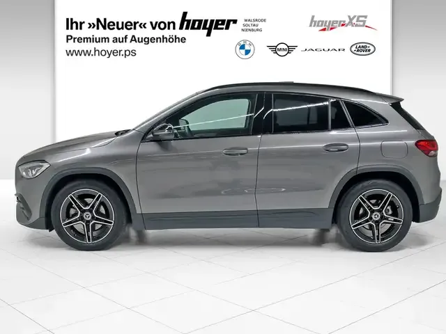 Mercedes-Benz GLA 200