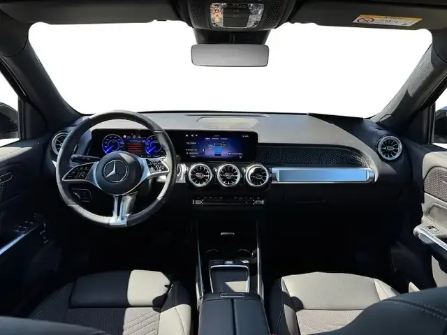 Mercedes-Benz EQB 300