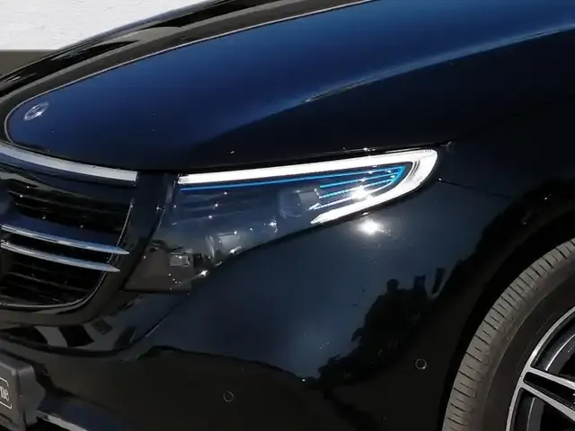 Mercedes-Benz EQC 400