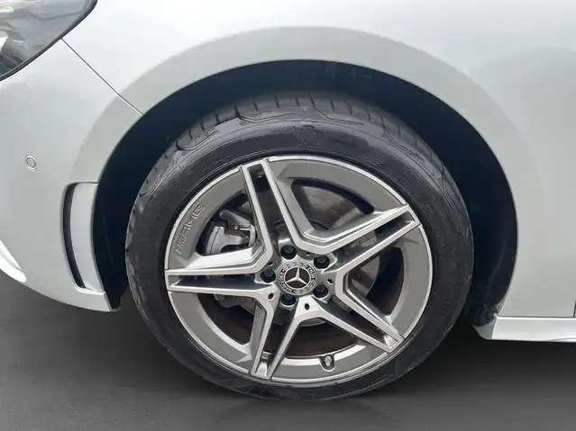 Mercedes-Benz B 250