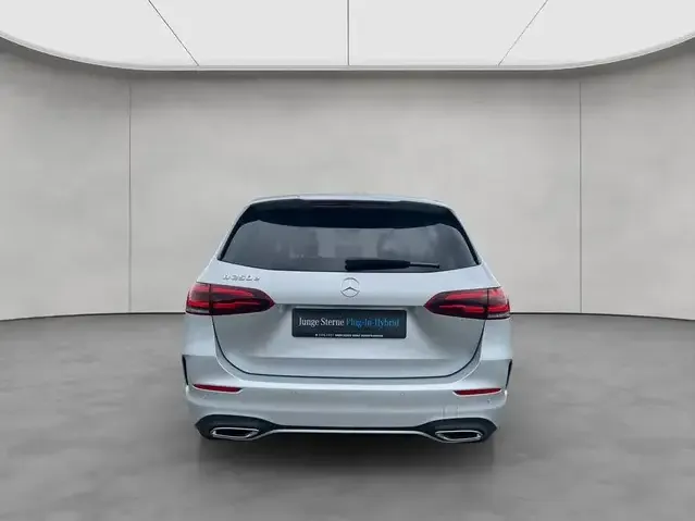 Mercedes-Benz B 250