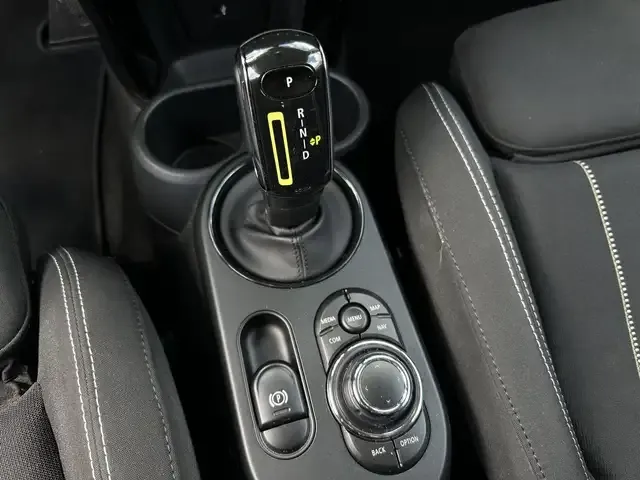 MINI Cooper SE