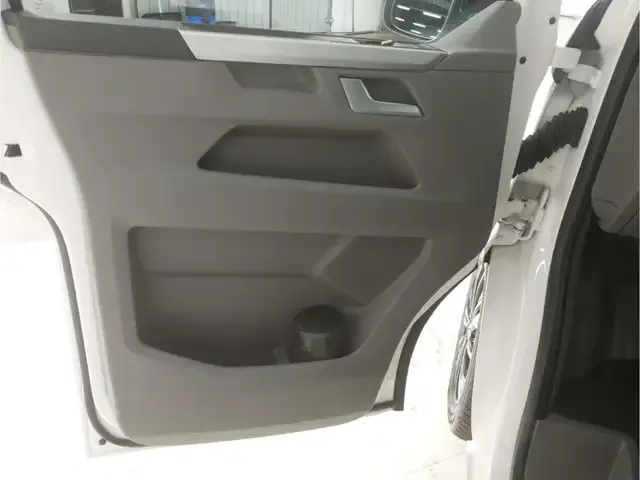 Volkswagen T6.1 California