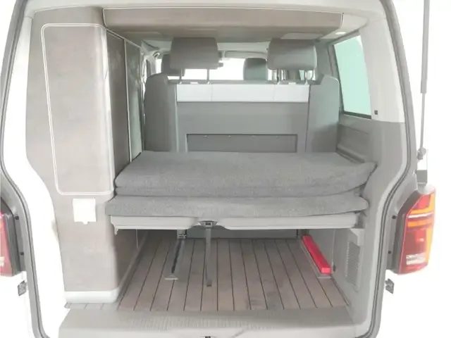 Volkswagen T6.1 California