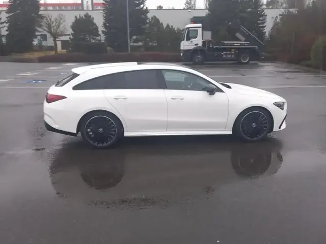 Mercedes-Benz CLA 250