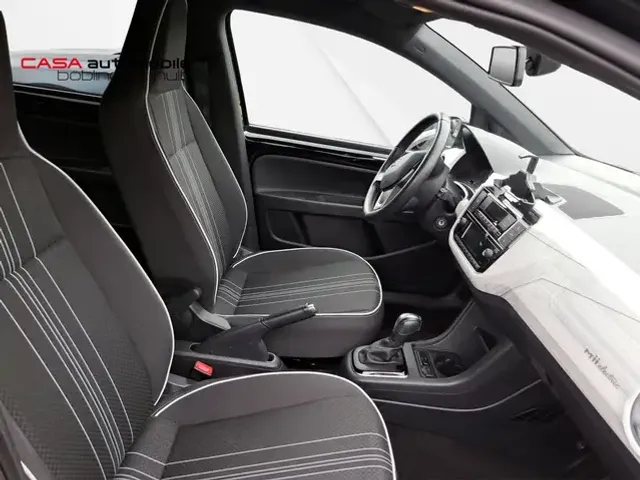 SEAT Mii