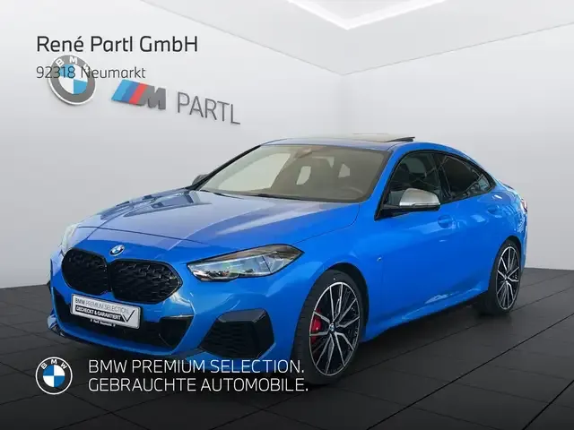 BMW 235