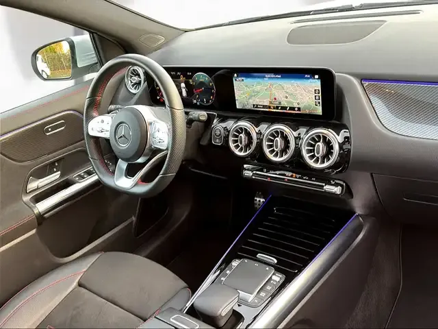 Mercedes-Benz GLA 250