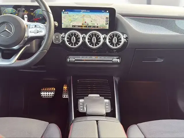 Mercedes-Benz GLA 250