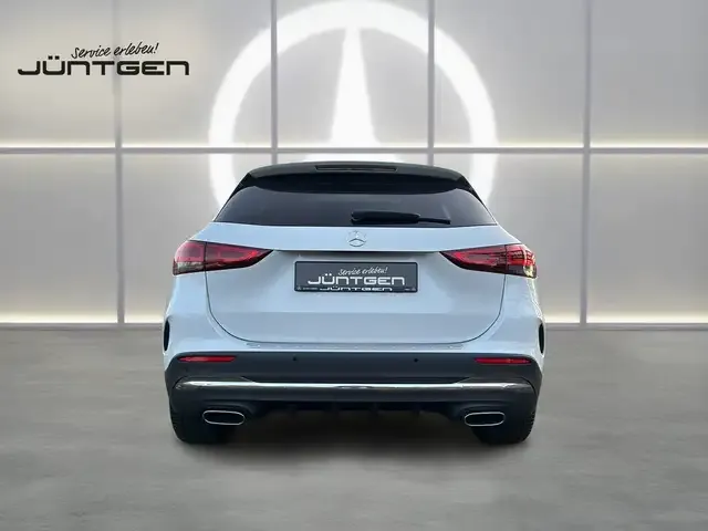 Mercedes-Benz GLA 250