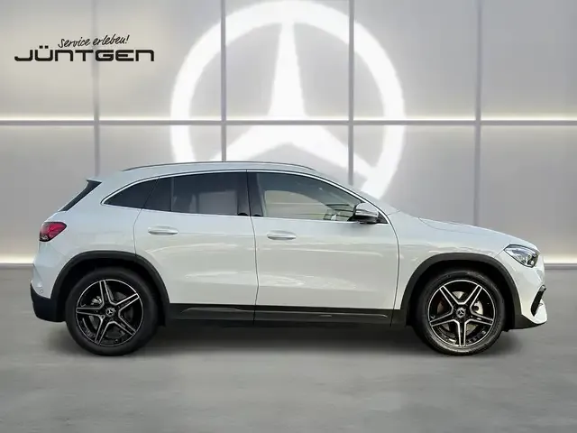 Mercedes-Benz GLA 250