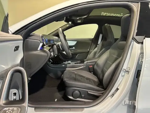 Mercedes-Benz CLA 220