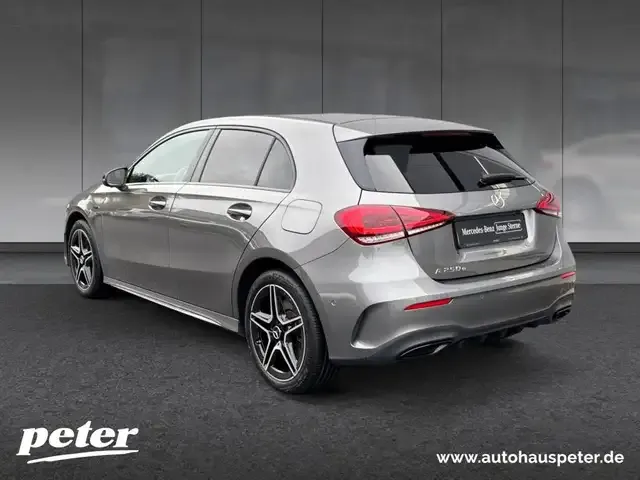 Mercedes-Benz A 250