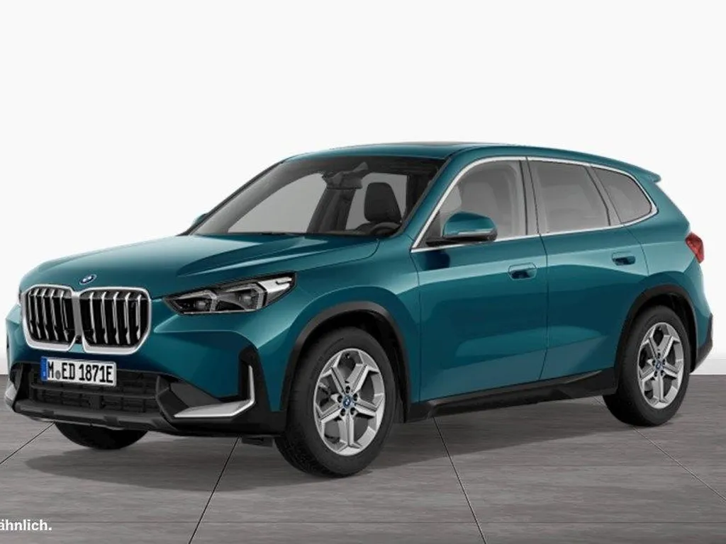 BMW iX1