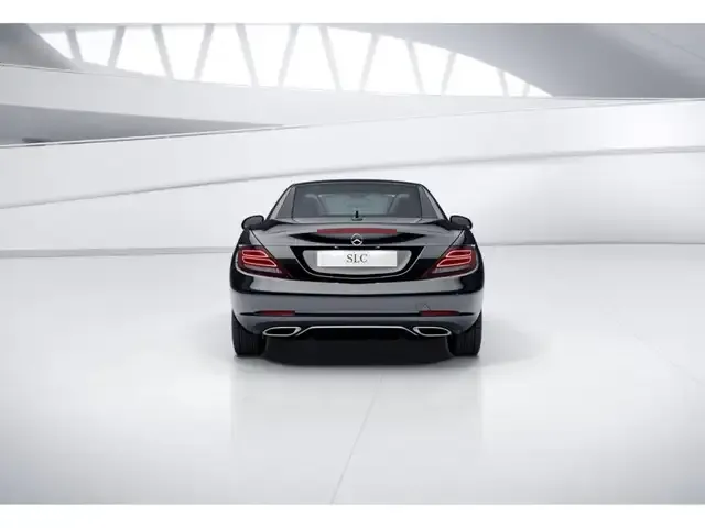 Mercedes-Benz SLC 180