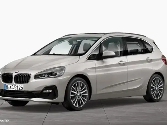 BMW 218