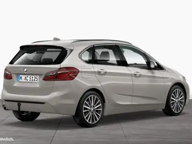 BMW 218