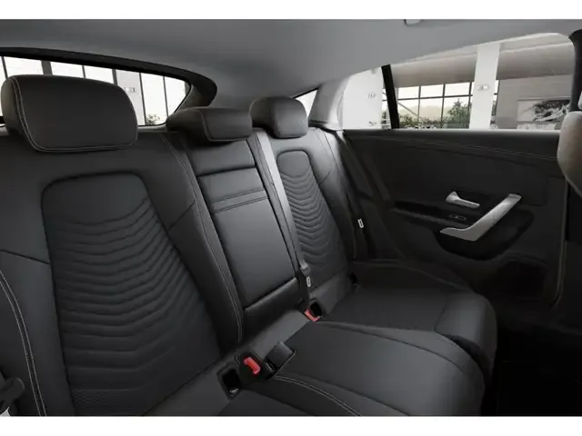 Mercedes-Benz CLA 180