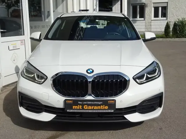 BMW 118