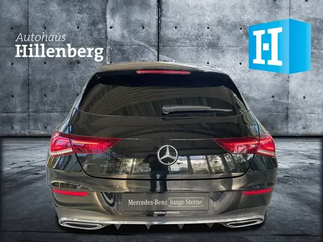 Mercedes-Benz CLA 200