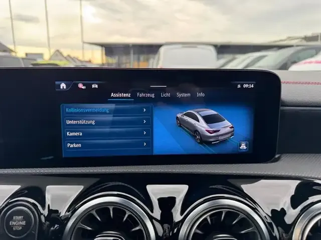 Mercedes-Benz CLA 200