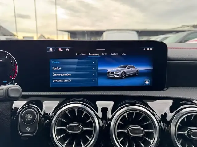 Mercedes-Benz CLA 200