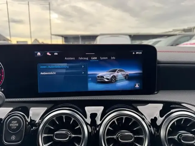 Mercedes-Benz CLA 200