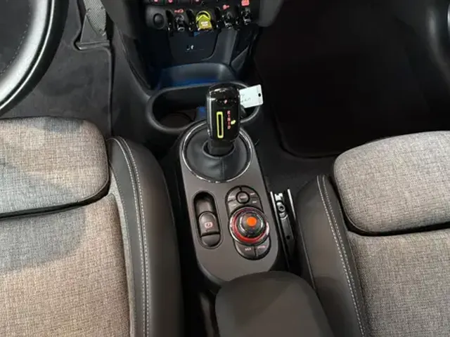 MINI Cooper SE