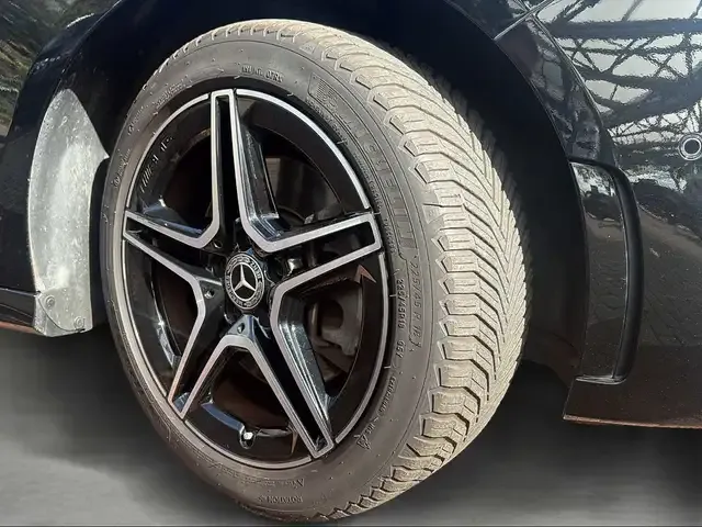 Mercedes-Benz B 250