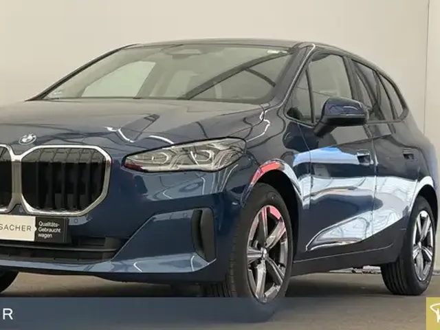 BMW 216