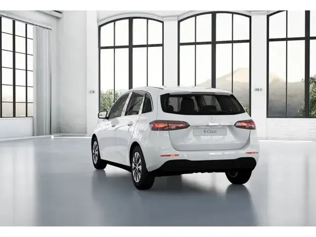 Mercedes-Benz B 180