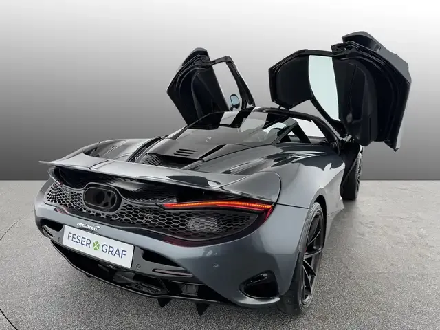 McLaren 750S