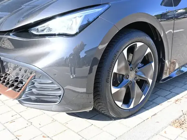 CUPRA Born