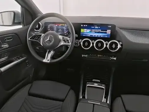 Mercedes-Benz B 180