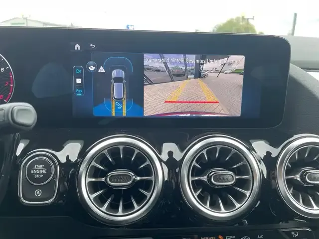 Mercedes-Benz GLA 180